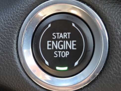 Used 2023 Buick Envision Essence w/ Sport Touring Package AWD/4WD image 41