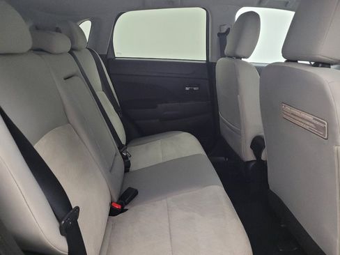 Used 2015 Mitsubishi Outlander Sport SE AWD/4WD image 19