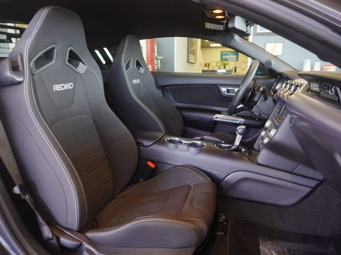 Used 2015 Ford Mustang GT image 23