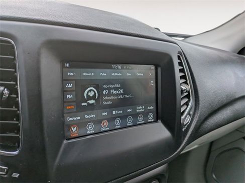 Certified 2021 Jeep Compass Latitude image 20