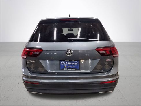 Used 2019 Volkswagen Tiguan SE w/ Panoramic Sunroof Package image 13
