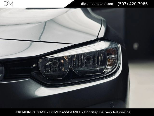 Used 2017 BMW 320i Sedan RWD image 13