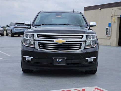 Used 2020 Chevrolet Tahoe Premier w/ Premier 6.2L Value Package image 2