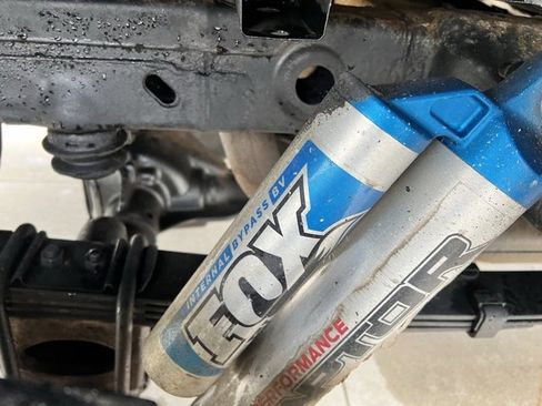 Used 2018 Ford F150 Raptor w/ Equipment Group 802A Luxury image 9