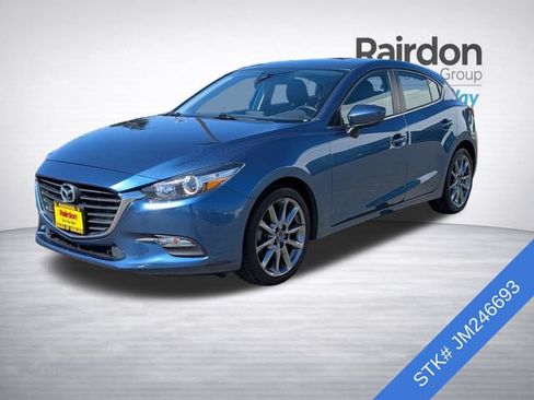 Used 2018 MAZDA MAZDA3 Touring FWD image 3