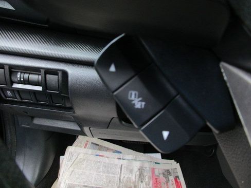 Used 2019 Subaru Impreza 2.0i w/ Eyesight image 20