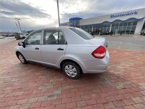 Used 2010 Nissan Versa Sedan image 14
