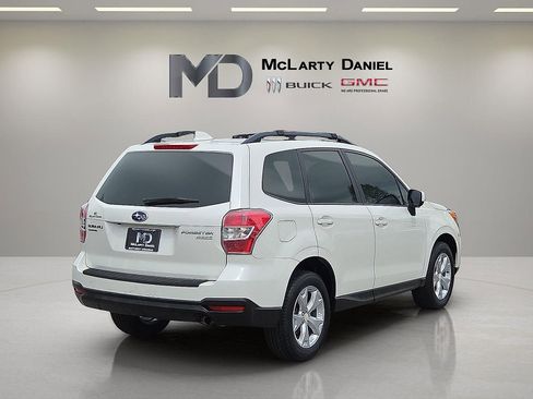 Used 2016 Subaru Forester 2.5i Premium w/ All-Weather Package AWD/4WD image 5
