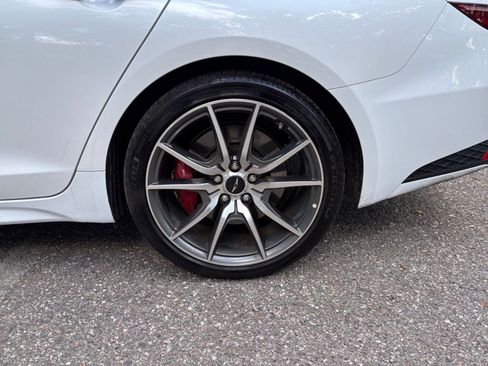 Used 2025 Genesis G70 2.5T AWD/4WD image 30