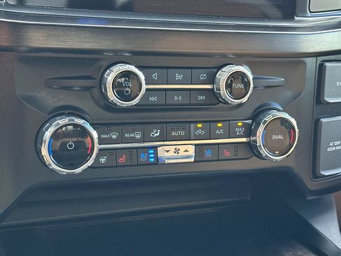 Used 2024 Ford F350 Lariat AWD/4WD image 20