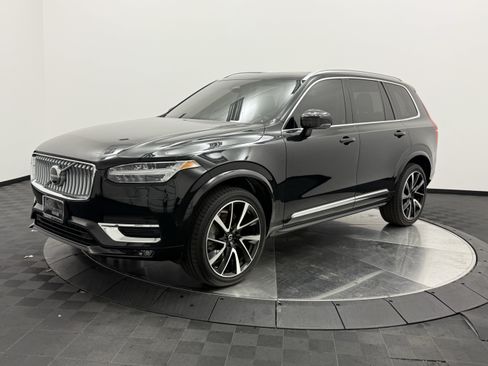 Certified 2023 Volvo XC90 B6 Plus w/ Protection Package Premier AWD/4WD image 3
