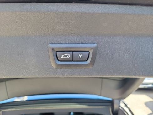 Used 2024 BMW X3 sDrive30i RWD image 11