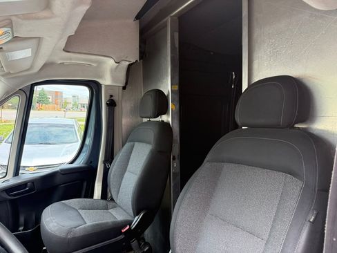 Used 2019 RAM ProMaster 2500 FWD image 17