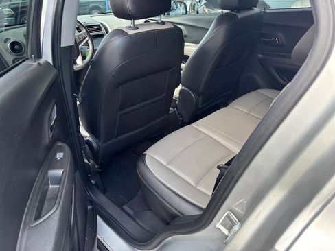 Used 2015 Chevrolet Trax LTZ AWD/4WD image 11