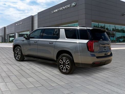 Used 2021 GMC Yukon XL AT4 w/ Rear Media and Nav Package AWD/4WD image 3