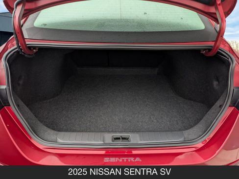 Used 2025 Nissan Sentra SV image 21