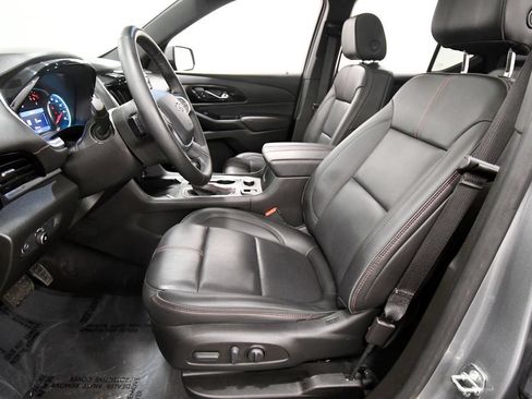 Used 2023 Chevrolet Traverse RS AWD/4WD image 14