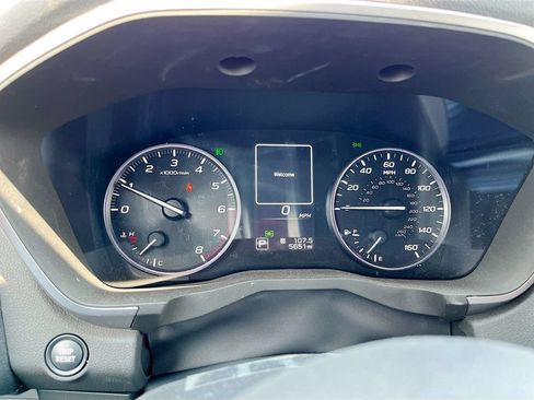 Used 2025 Subaru Ascent Touring AWD/4WD image 12