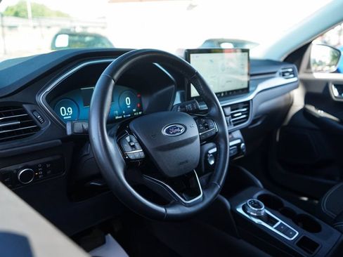 Used 2023 Ford Escape Active w/ Tech Pack #2 FWD image 5