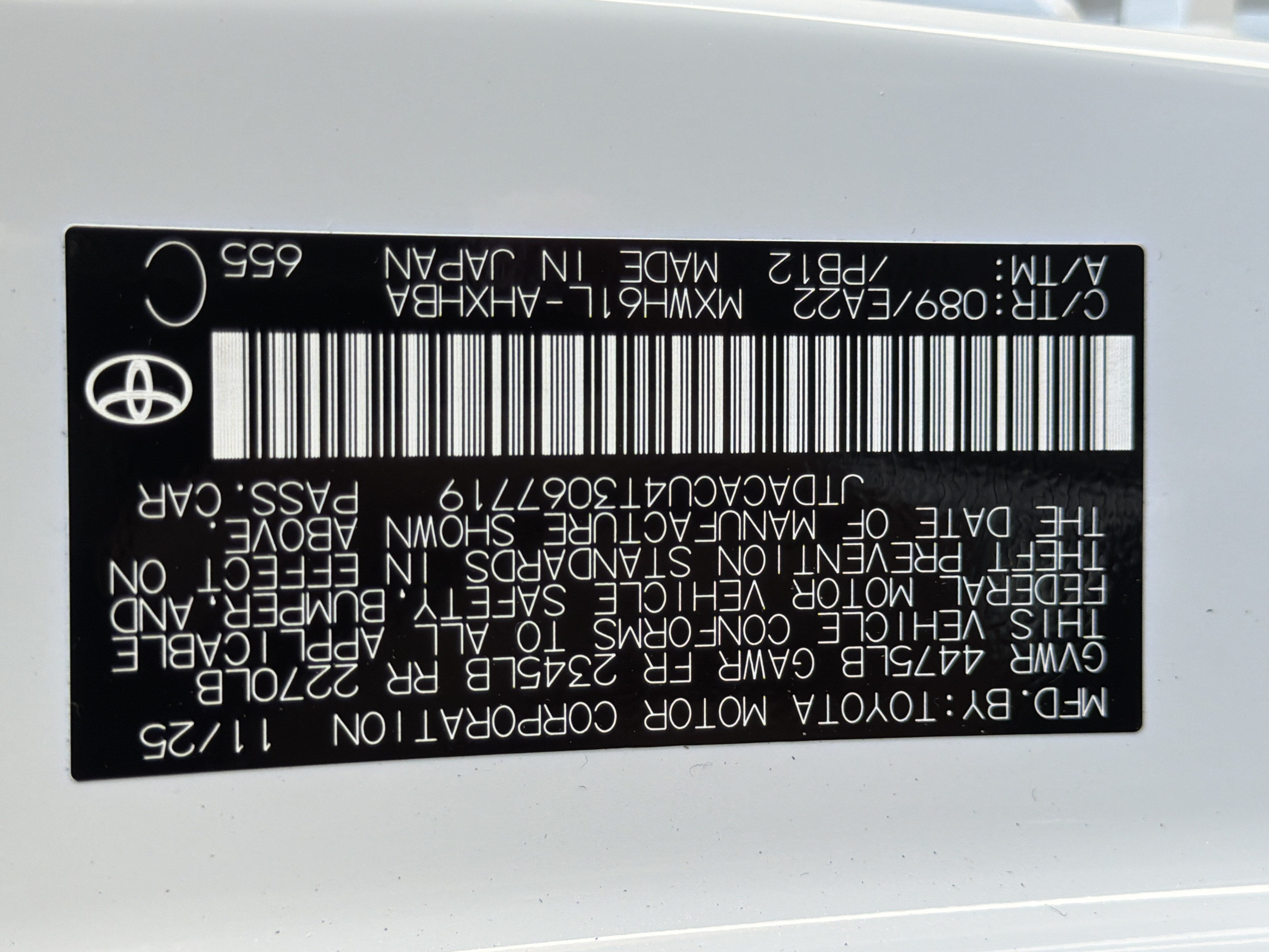 Used 2026 Toyota Prius Plug-In Hybrid FWD image 33