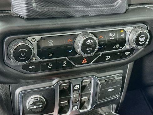 Used 2020 Jeep Wrangler Unlimited Sport S AWD/4WD image 15