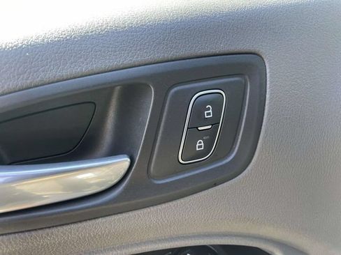 Certified 2021 Ford Transit Connect XLT FWD image 20