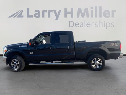 Used 2015 Ford F350 Lariat w/ Lariat Interior Package image 2