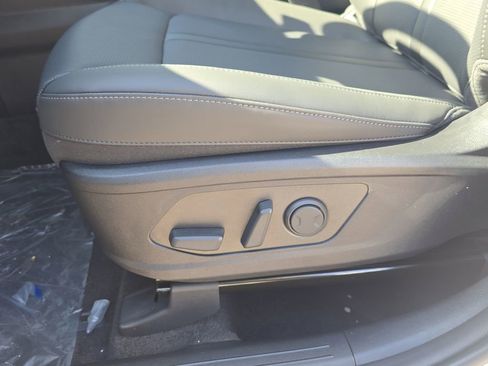 New 2026 Kia Sorento S w/ S Panoramic Sunroof Package FWD image 20