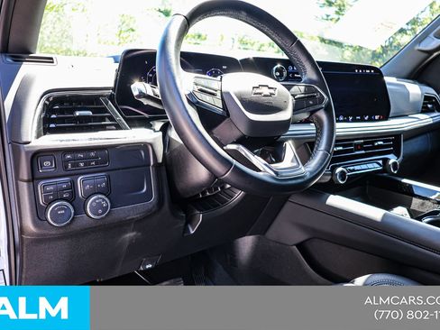 Used 2025 Chevrolet Tahoe LT AWD/4WD image 22