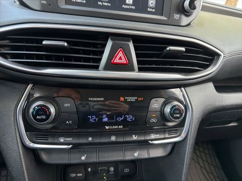 Used 2020 Hyundai Santa Fe SEL w/ Convenience + Premium Package image 26