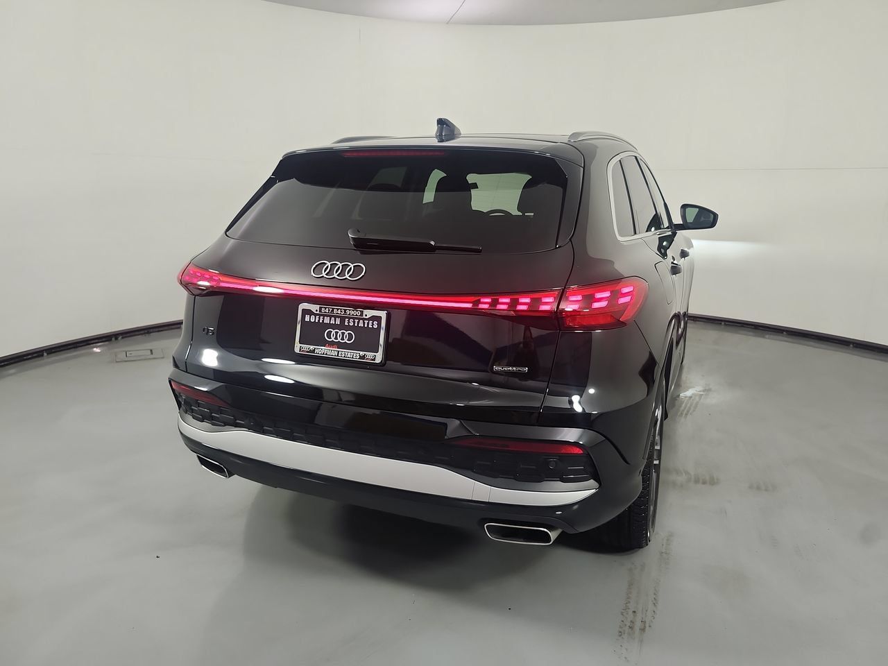 Used 2025 Audi Q5 Premium w/ Convenience Package AWD/4WD image 35