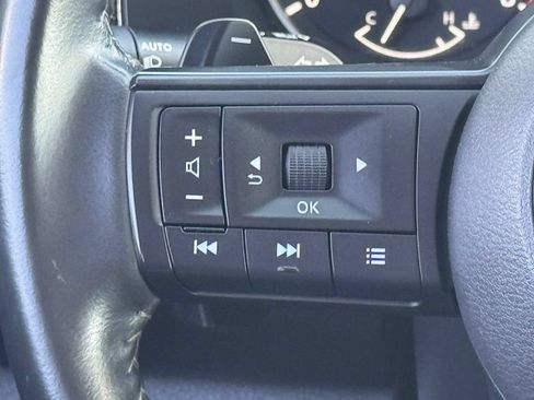 Certified 2024 Nissan Pathfinder SV FWD image 15