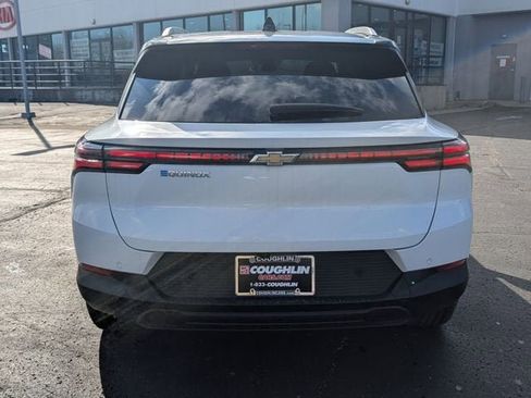 Used 2026 Chevrolet Equinox EV LT image 6