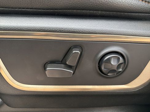 Used 2022 RAM 1500 Limited w/ Body Color Bumper Group image 20