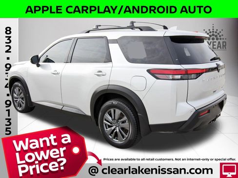 Used 2023 Nissan Pathfinder SV w/ SV Premium Package image 5