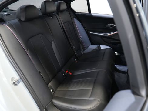 Used 2021 BMW M3 Competition w/ Executive Package image 39