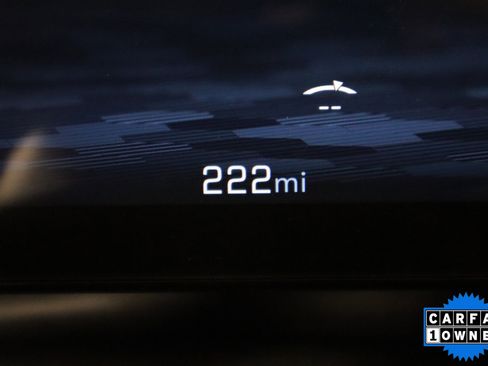 Used 2024 Chevrolet Suburban Z71 w/ Luxury Package image 52