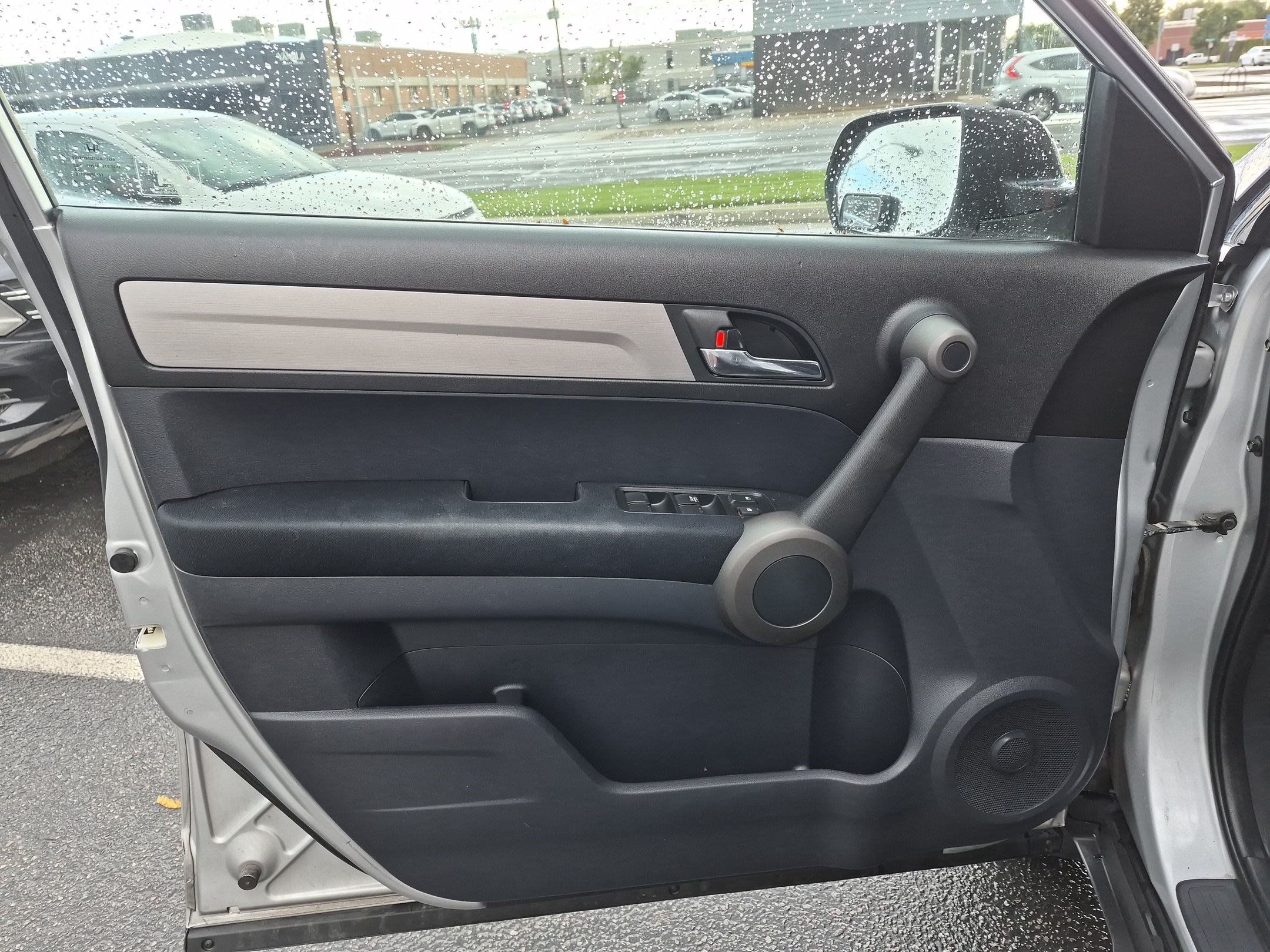 Used 2010 Honda CR-V EX image 14