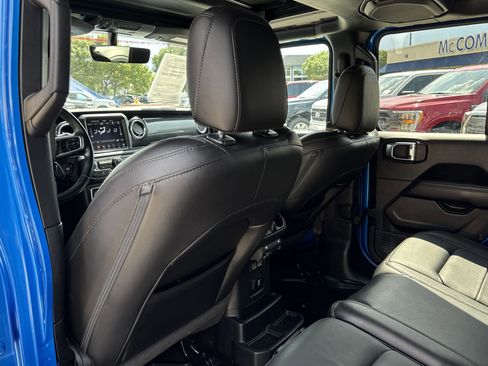 Used 2021 Jeep Wrangler Unlimited Sahara image 15