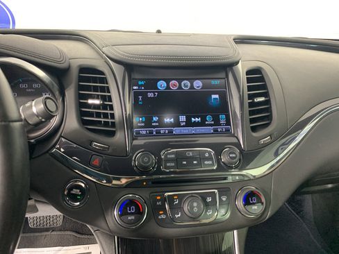 Used 2019 Chevrolet Impala Premier w/ Premier Confidence Package FWD image 26