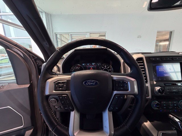 Used 2020 Ford F150 Lariat w/ Equipment Group 502A Luxury AWD/4WD image 39