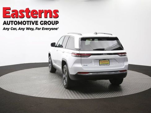 Used 2022 Jeep Grand Cherokee Limited 4xe w/ Luxury Tech Group II AWD/4WD image 39