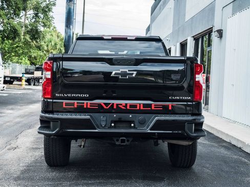 Used 2022 Chevrolet Silverado 1500 Custom Trail Boss AWD/4WD image 8