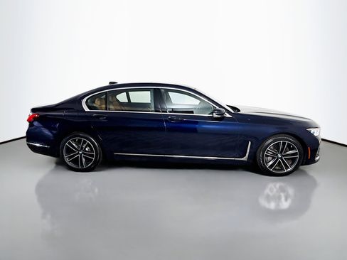 Used 2020 BMW 750i xDrive 750i xDrive w/ Executive Package image 11