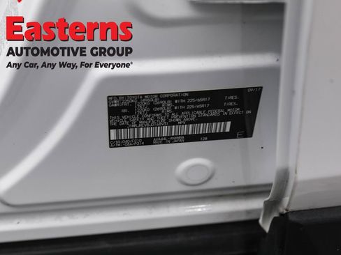 Used 2018 Toyota RAV4 XLE w/ Convenience Package image 36