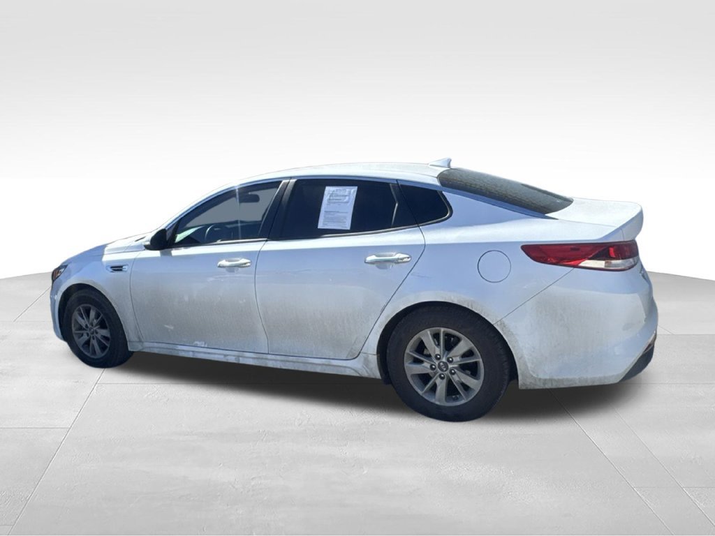 Used 2018 Kia Optima LX FWD image 9
