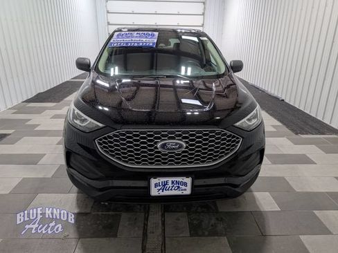 Used 2024 Ford Edge SE w/ Cargo Accessory Package AWD/4WD image 6