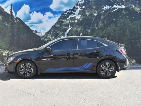 Used 2018 Honda Civic EX image 7