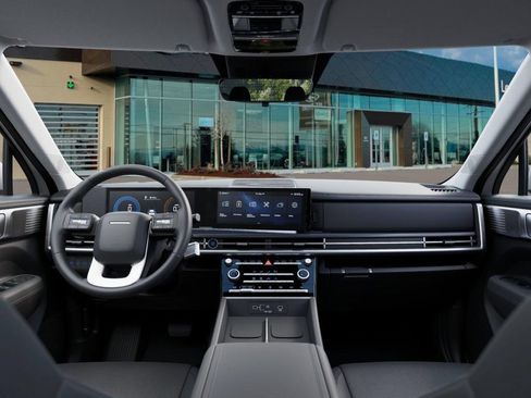 New 2027 Hyundai Santa Fe SE AWD/4WD image 11