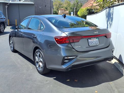 Used 2021 Kia Forte LXS FWD image 5